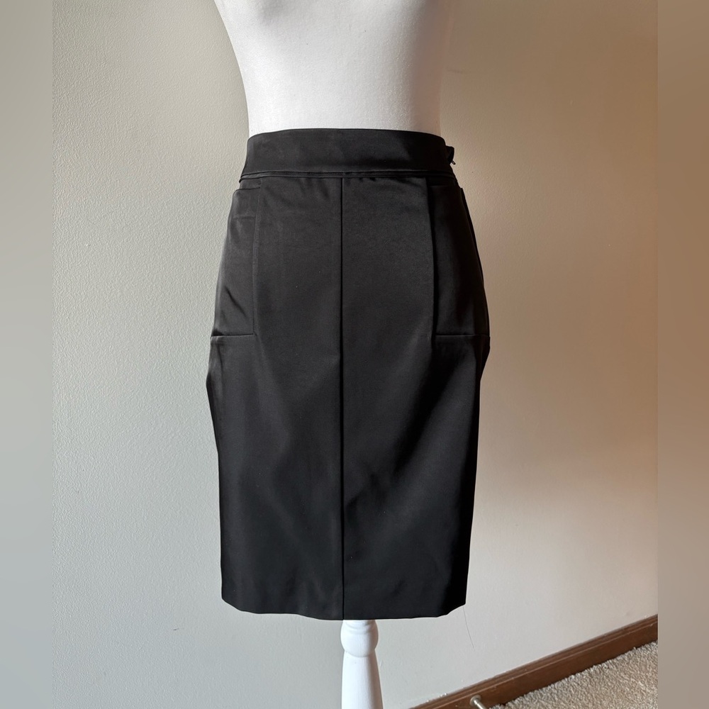 H&M Dressy Black “Satin” Tuxedo-type Mini Pencil Skirt. New With Tags! Size 8